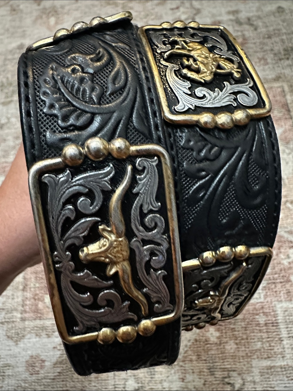 Youth NWOTs Black Leather Ariat Belt With Bucking Bronco and Steer-head Concho’s